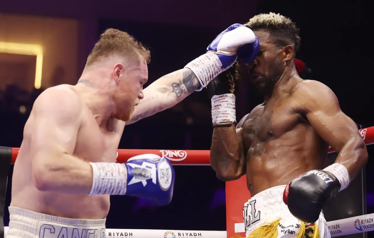 Canelo Alvarez vs. William Scull – Ouch! That’s Got to Hurt! 🥊 #CalenoAlvarez #WilliamScull